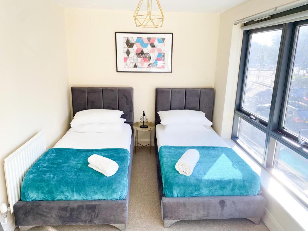 Tudors Esuites House City Centre Netflix Birmingham Bagian luar foto