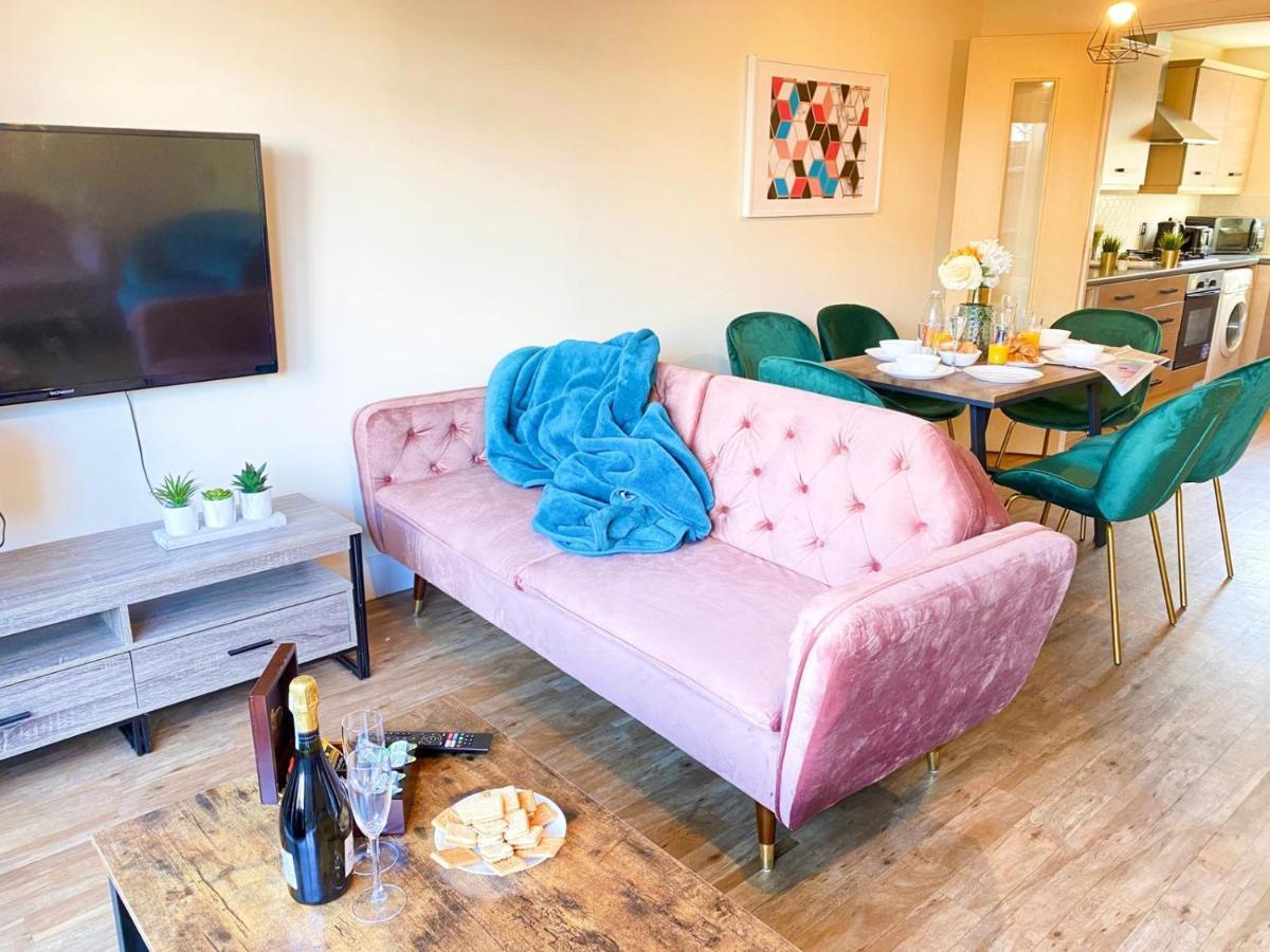 Tudors Esuites House City Centre Netflix Birmingham Bagian luar foto